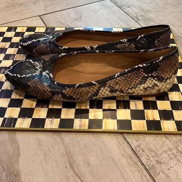 Madewell snakeskin ballet flats - Picture 4 of 6